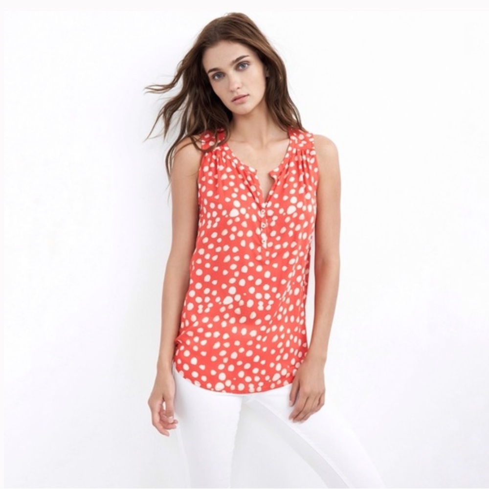 Velvet by Graham Spencer Febe Royalty Top - size S